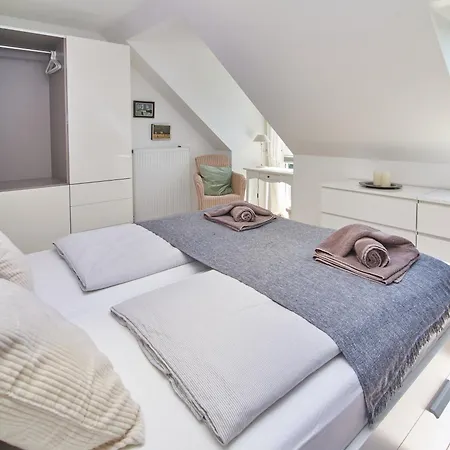 Hauszeit Am Hafen - Exklusives Naehe Hafen & Feriehus